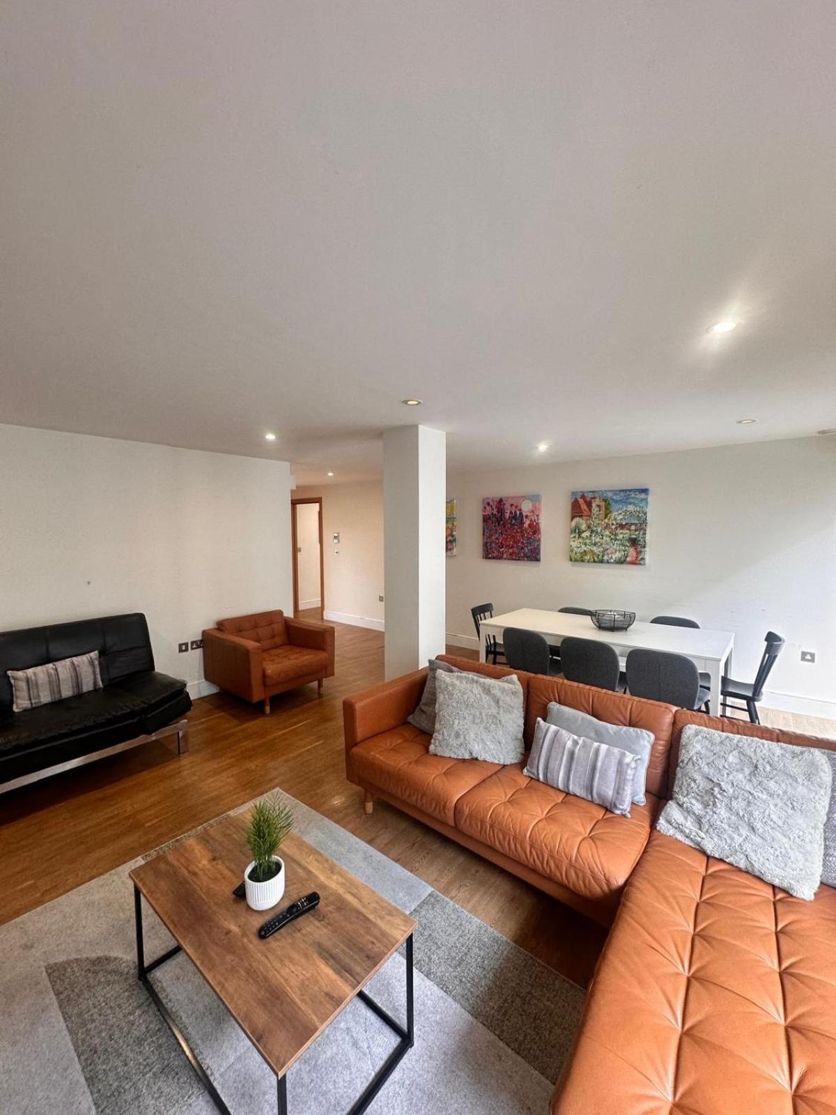 Spacious 3-Bed 3-Bath Luxury Apartment With Balcony Hyde Park London Exteriör bild
